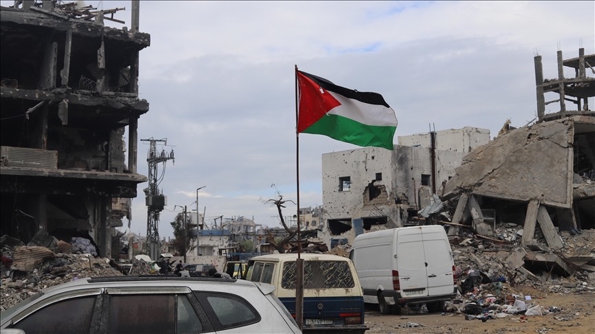 غزة بين • لجنة تكنوقراط • وخطط ترامب .. إدارة مدنية تحت ظل الإبادة