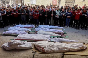 وزارة الصحة في غزة: وصل إلى مستشفيات قطاع غزة خلال الـ24 ساعة الماضية، 98 شهيدًا، و385 إصابة جديدة
ارتفعت حصيلة العدوان الإسرائيلي إلى 65,062 شهيدًا و...