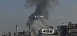 تواصل قوات الاحتلال الإسرائيلي شن غارات جوية واستهدافات متفرقة دون توقف في مناطق مختلفة من قطاع غزة، ما أسفر عن سقوط شهداء وعدد كبير من الإصابات.

📌 أ...