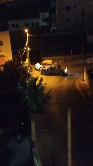 تشهد مدن وبلدات الضفة الغربية منذ ساعات الليل اقتحامات واسعة لقوات الاحتلال الإسرائيلي، تخللها إطلاق نار كثيف واعتداءات على مواطنين وطواقم طبية.

📌 أب...