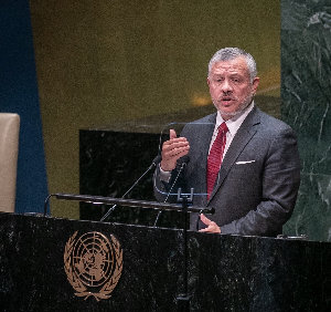 العاهل الأردني - الملك عبدالله الثاني:
▪️من حق كل بلد وكل شعب أن يكون له صوته المسموع ونرفع أصواتنا من أجل العدالة
▪️نشهد منذ نحو عامين مشهدا مروعا في...