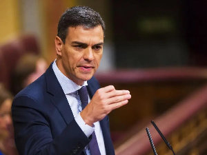 رئيس وزراء إسبانيا-بيدرو سانشيز:
▪️علينا وقف القتل في قطاع غزة الآن
▪️الجوع يقتل النساء والأطفال في قطاع غزة
▪️على شعب غزة أن يعرف أن العالم لن ينساه
...