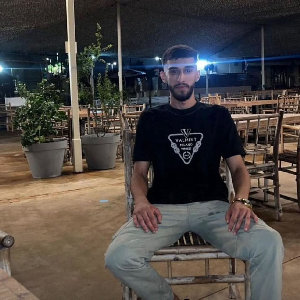 مصرع الشاب يوسف سامي يحيى داري، عن عمر يناهز ٢١ عاما أثر حادث سير موسف على شارع رقم واحد داخل نفق راموت...