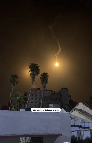 قصف وشهداء ودمار. مشاهد جديدة توثق عدوان الاحتلال على مناطق مختلفة في قطاع غزة....