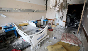 مدير عام المستشفيات بقطاع غزة  د.محمد زقوت:

-الآلاف من المرضى يتكدسون فيما تبقى من مستشفيات عاملة حيث بلغت السعة السريرية250%.

-تفاقم أزمة نقص الأدو...