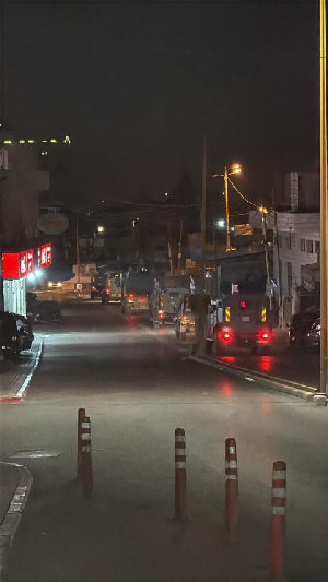 اقتحامات إسرائيلية واسعة تطال مدن وبلدات الضفة الغربية المحتلة

تشهد مدن وبلدات الضفة الغربية منذ فجر اليوم السبت حملة اقتحامات إسرائيلية واسعة، تخللت...