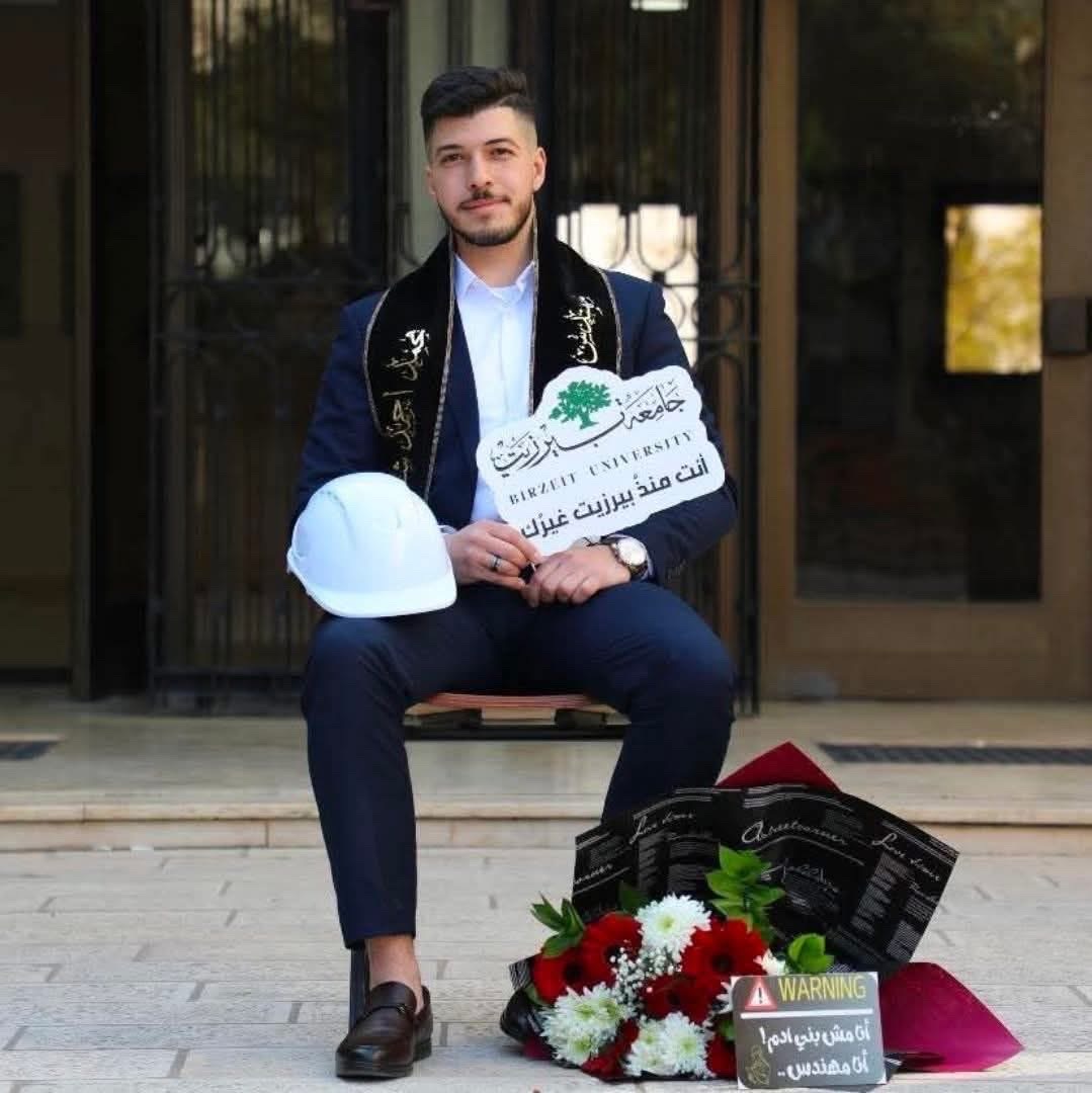 رام الله - توفي المواطن محمد احمد خضر شقير، البالغ من العمر 25 عامًا من عين عريك، إثر حادث سير وقع في البيرة قرب محطة الهدى، وأسفر عن عدة إصابات نُقلت...