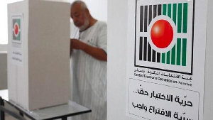 المؤسسات الأهلية والحقوقية: 

▪️انطلاقاً من مسؤوليتها تجاه قيم النزاهة والعدالة وحرية المشاركة السياسية، نطالب الحكومة الفلسطينية بالتراجع الفوري عن ه...