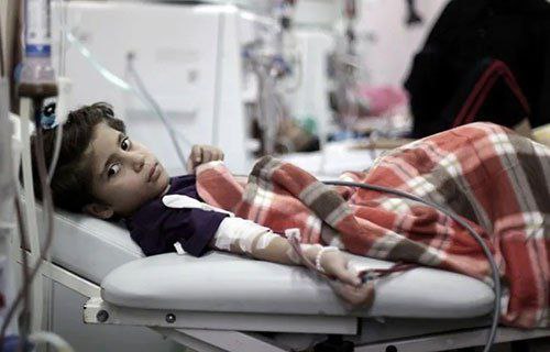 مدير مستشفى الشيخ حمد للتأهيل والأطراف الصناعية أحمد نعيم: حرب الإبادة أدت إلى زيادة حالات البتر بأكثر من 225%. قبل الحرب، كنا نتعامل مع حوالي 2000 حا...