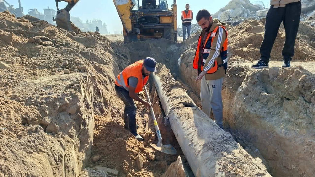 بلدية جباليا النزلة: طواقمنا تعمل بأدوات بسيطة في الميدان، في ظل افتقار البلدية للمعدات والآليات اللازمة

▫️ الحاجة للمعدات والآليات تتفاقم مع استمرار...