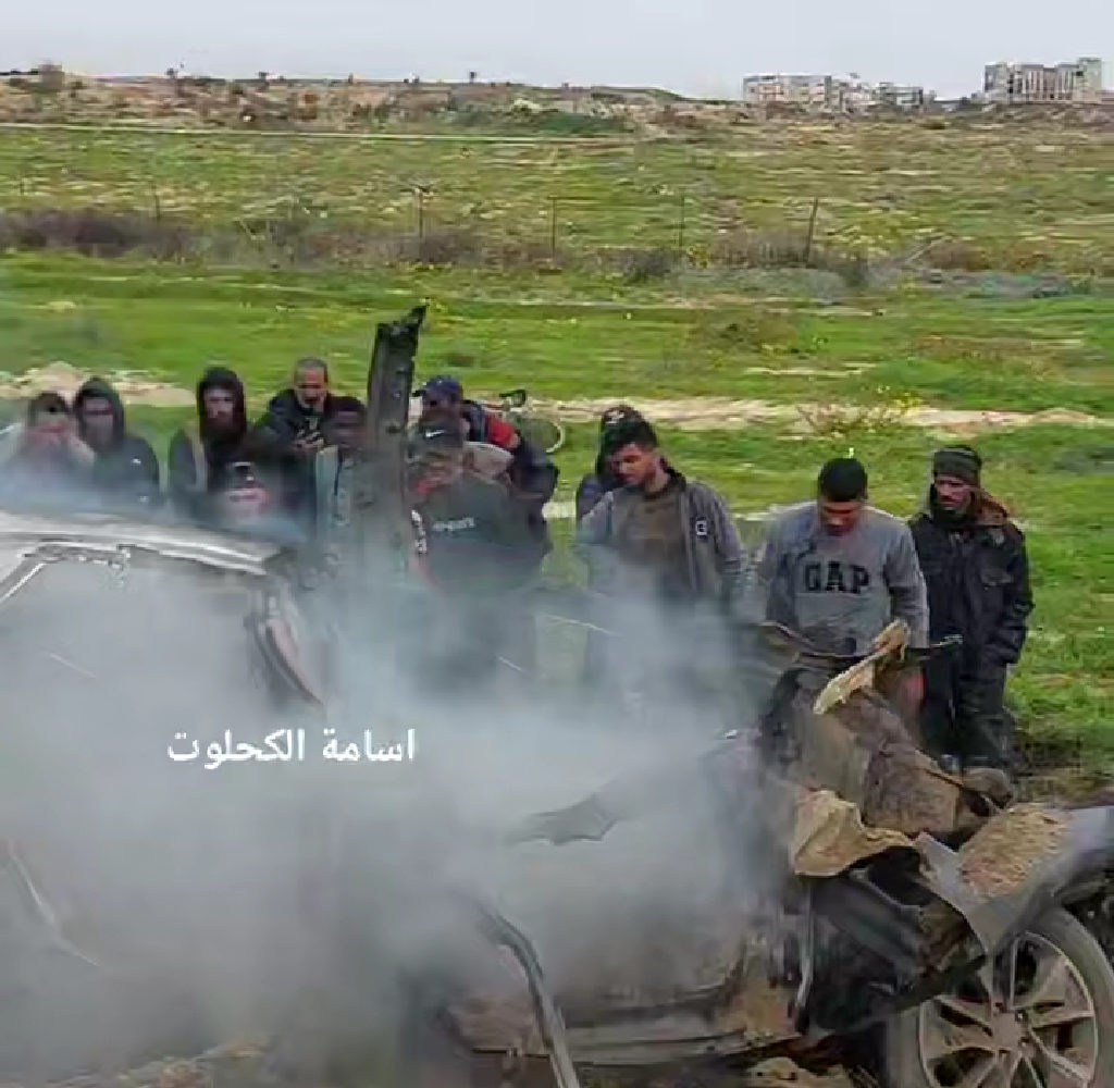 شنت قوات الاحتلال استهدافات على مناطق متفرقة من قطاع غزة مما أدى إلى استشهاد وإصابة عدد من المواطنين ومنهم : 

ـ وادي غزة 
• محمد سرحان سليمان  الرجود...