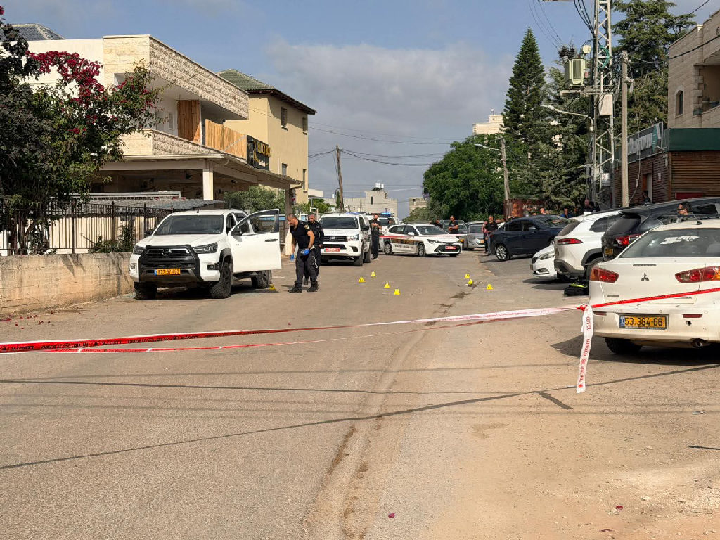 100 قتيل منذ بداية العام ...مقتل شاب بجريمة اطلاق نار في شفا عمرو صباح اليوم , ليرتفع اعداد القتلى برصاص عصابات الاجرام الارهابية الى 100 قتيل من بينه...